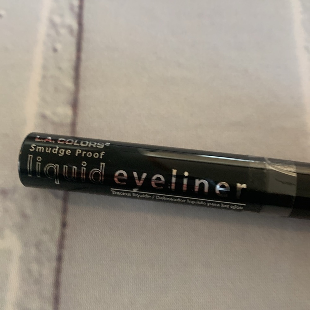 Makeup bundle - Picture 11 of 15